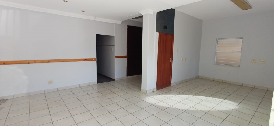 To Let Commercial Property for Rent in Bethlehem Free State